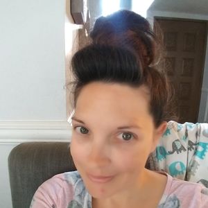 Meet your Posher, Michele